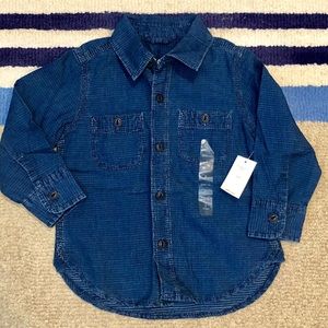 Gap size 2 button down shirt brand new with tags